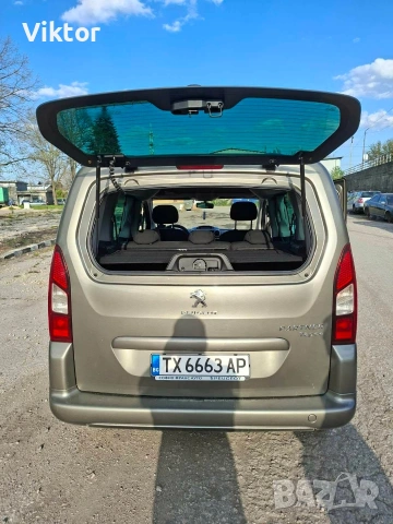 Peugeot Partner 1.6HDi, снимка 8 - Автомобили и джипове - 54314133