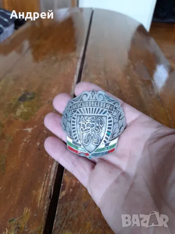 Кокарда Полиция, снимка 2 - Други ценни предмети - 50254203