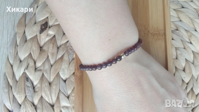 Масивни дървени гривни / Гривна от естествен гранат , снимка 15 - Гривни - 48376432