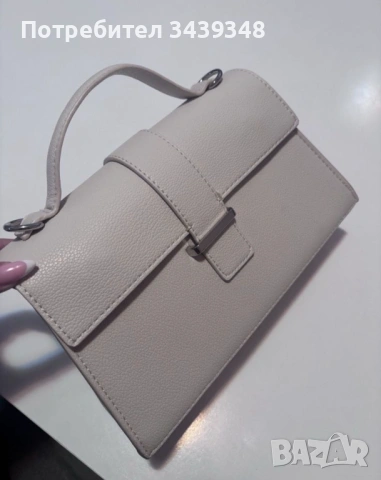 Дамска малка  чанта бяла, снимка 2 - Чанти - 54295294