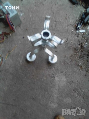 Свещник, снимка 4 - Антикварни и старинни предмети - 30302046