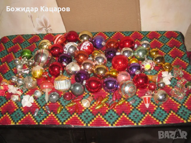 Ретро стъклени играчки за елха, със следи от употреба. Над 75 броя, са. Цена- 70 евро, за всичките. , снимка 5 - Антикварни и старинни предмети - 56175818