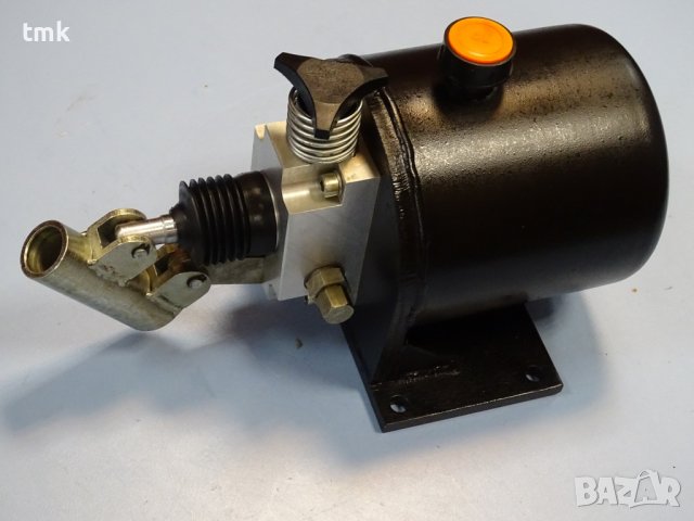 ръчна хидравлична помпа PP25 175Bar 3L, снимка 4 - Резервни части за машини - 37525778