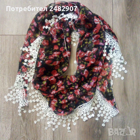 Ефектен дамски шал с дантела, снимка 2 - Шалове - 51273066