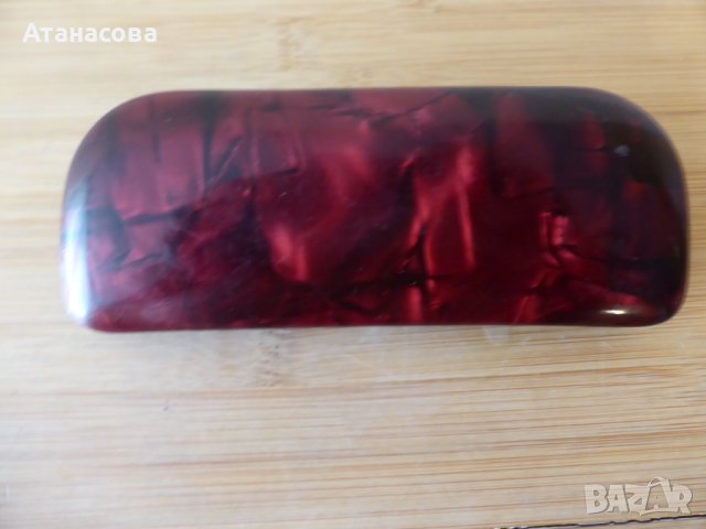 Стар калъф за очила червен каталин, снимка 2 - Антикварни и старинни предмети - 44329480