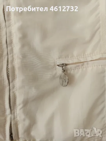 Дамско оригинално яке Moncler, снимка 4 - Якета - 55726944