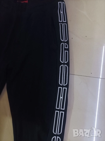 Hugo boss долнище оригинал , снимка 3 - Спортни дрехи, екипи - 56455258