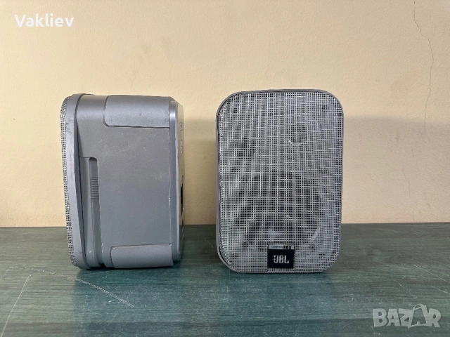 Професионални компактни монитори JBL Control One, снимка 2 - Тонколони - 54340615