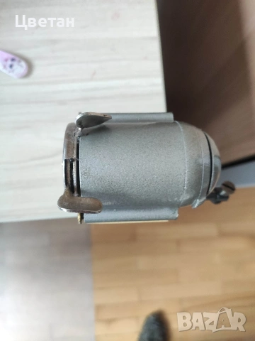 Острилка за моливи, снимка 4 - Антикварни и старинни предмети - 53117937