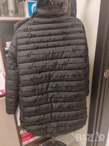 Ново яке Desigual, 40 размер, снимка 2 - Якета - 54053471