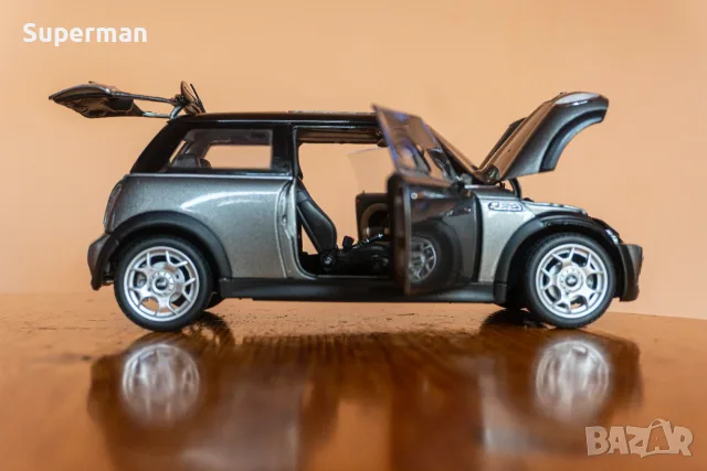 Kyosho 1/18 - Mini Cooper S, снимка 4 - Коли, камиони, мотори, писти - 55976840