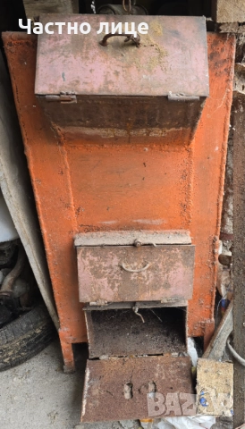 Котел с водна риза за отопление с твърдо гориво