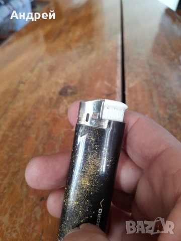 Стара запалка BIC,Marlboro, снимка 3 - Други ценни предмети - 53245882