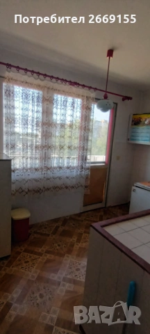 Просторен и светъл 2-стаен апартамент, кв. Дружба, бл. 41