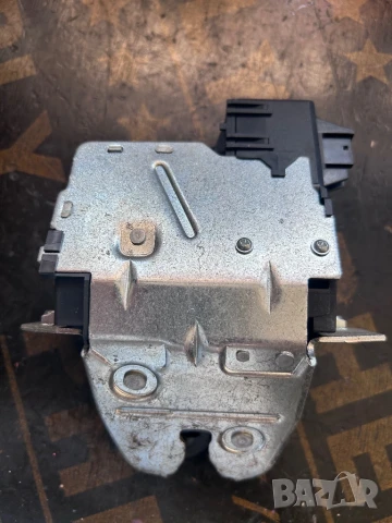 Брава заден капак мерцедес бенц w203 ц класа цлц cl203 купе, снимка 3 - Части - 50961438