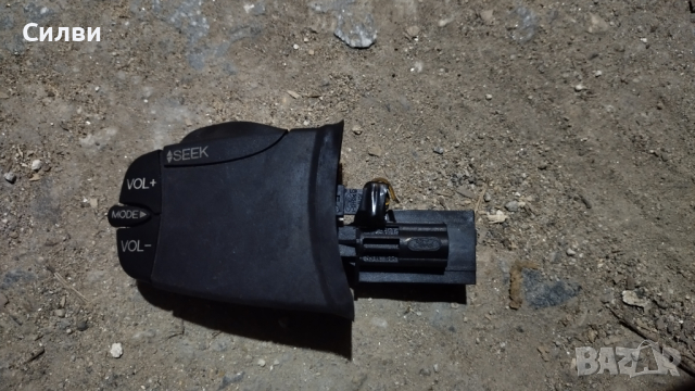 Бутон мулти волан радио за Форд Фокус 1 от Ford Focus I 98AB-14K147-AD, снимка 1