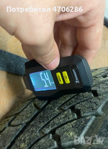 Зимни гуми 245/50/18, снимка 9 - Гуми и джанти - 53067172