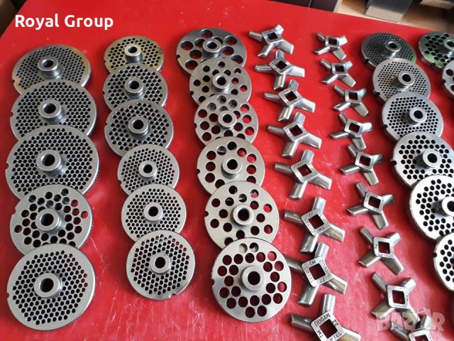 Ножове и решетки за професионални месомелачки, снимка 3 - Други машини и части - 31640632