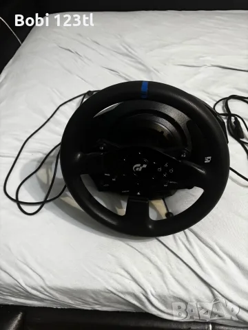 Thrustmaster T300 RS GT + педали, почти нов, в гаранция. Закупен на 10.06.2026