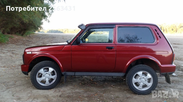 LADA NIVA URBAN 3 врати, снимка 3 - Автомобили и джипове - 54362763