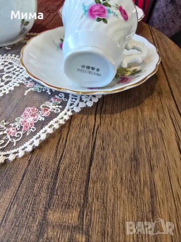 Малки порцеланови чашки, снимка 12 - Чаши - 53096683