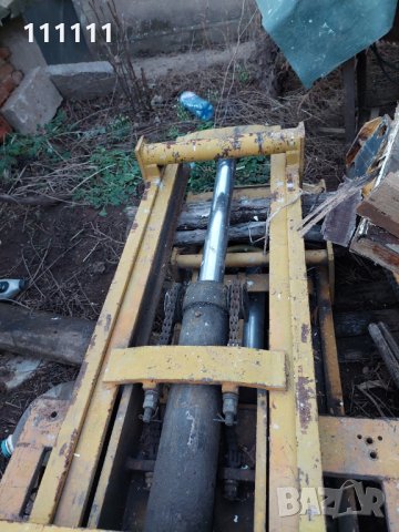 Повдигаща уредба висока 180см. Вдига 280см. 