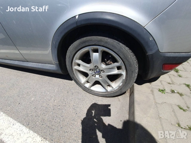 Продавам Volvo C30 1.6 109 к.с дизел, снимка 4 - Автомобили и джипове - 54360337