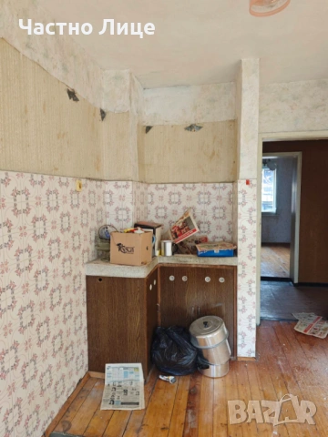 Къща в гр.Аксаково с РЗП 210 кв.м., снимка 11 - Къщи - 53922681