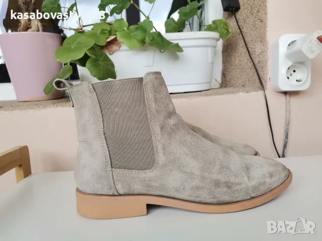 Боти естествен велур 39 н. 