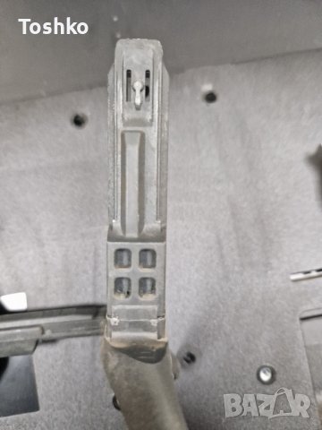 Стойка крачета за ТВ SAMSUNG UE43AU7172U UE43TU7102K