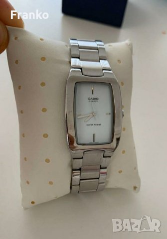 Часовници оригинални стилни елегантни маркови, снимка 16 - Дамски - 31879573