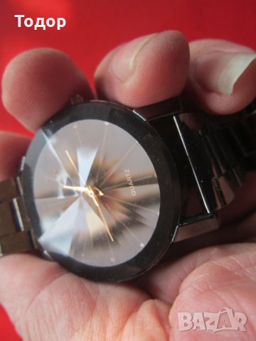 Кварцов часовник с кристално стъкло, снимка 7 - Мъжки - 30938137