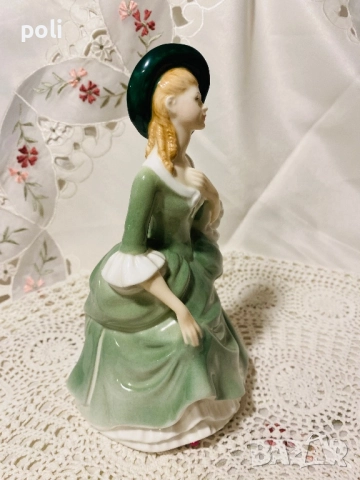 порцеланова статуетка, снимка 4 - Статуетки - 52157823