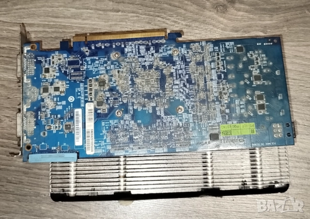 видео карта за компютър , снимка 3 - Видеокарти - 52919336
