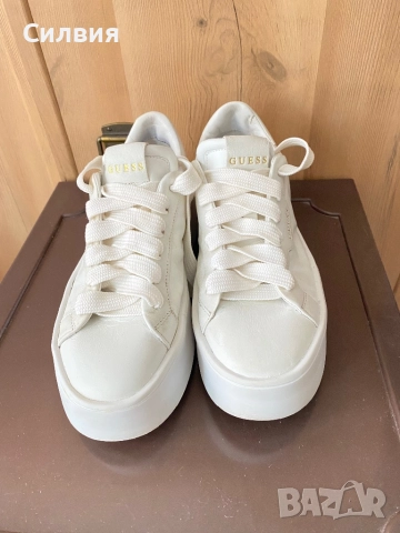 Guess маратонки от естествена кожа