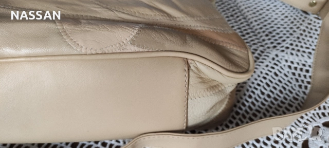 нова бежова чанта с къса и дълга дръжка, снимка 6 - Чанти - 52133461