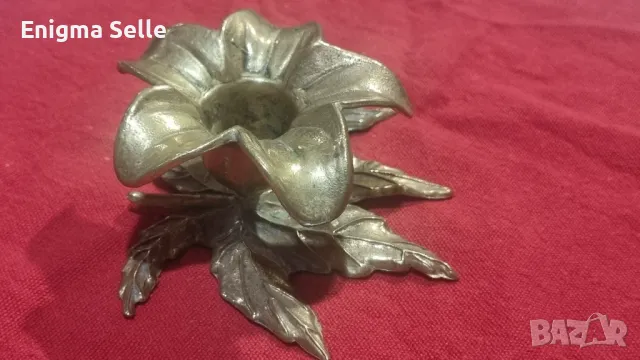 Бронзов свещтник , снимка 2 - Антикварни и старинни предмети - 49733217