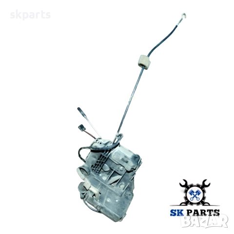 Брава на врата за Mercedes-Benz C-Class /Мерцедес w203 седан позиция: задна, дясна, снимка 2 - Части - 51754713