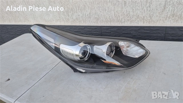 Десен фар Kia Sportage година 2016 2017 2018 2019 2020 2021 LED халогенна крушка код 92102F1011 