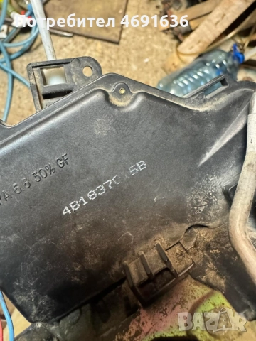 Предна лява ключалка за Ауди Audi A6,A4 само за 20лв. 4b1837015b, снимка 4 - Части - 52901514