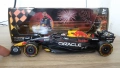 Модел на Red Bull Racing на Макс Верстапен - Сезон 2023 - Burago 1:24, снимка 12
