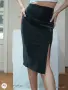 Елегантна черна пола от еко кожа GUESS с висока талия и цепка , снимка 2