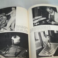 "People and pianos" луксозно американско издание от 1961г., снимка 10 - Други - 33788607