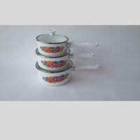 Комплект 3 броя тенджери със стъклен капак,  Изработени от чугун с емайлирано покритие, снимка 2 - Съдове за готвене - 42888850