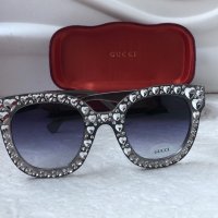 Gucci дамски слънчеви очила с камъни тип котка, снимка 11 - Слънчеви и диоптрични очила - 31091382