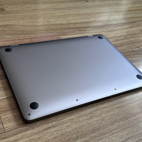 MacBook Pro 13 M1`8 Cpu/8 Gpu/На Части, снимка 8 - Лаптопи за работа - 44741322