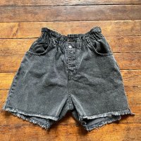 Нови къси дънкови панталонки, снимка 1 - Къси панталони и бермуди - 37018997