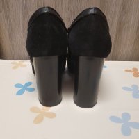 Велурени дамски обувки, снимка 2 - Дамски обувки на ток - 40446248