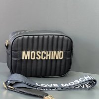 Moschino дамска чанта код 3, снимка 1 - Чанти - 38090325