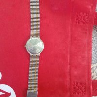 Винтидж кварцов часовник Royal, снимка 2 - Антикварни и старинни предмети - 42249611